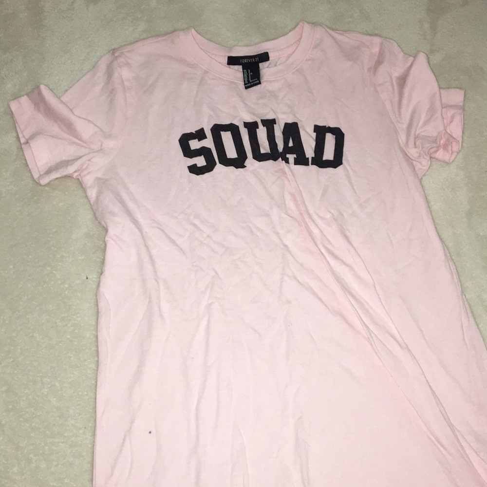 light pink T-shirt